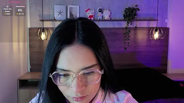 Snapshot of Isa_doux chatting on 07-04-26, 04:40 Isa doux online show from 07-04-26, 04:40