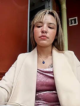 celeste 83 online show from 10-24-25, 03:30