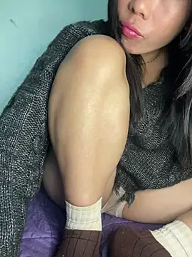 Snapshot of Winny-sexy chatting on 01-13-26, 05:57 Winny-sexy online show from 01-13-26, 05:57