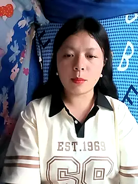 lisa-bae00 online show from 03-26-26, 11:49