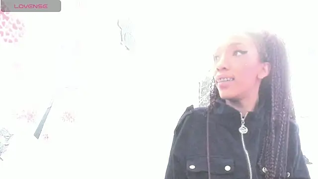 Snapshot of YAILIN_04 chatting on 05-03-26, 01:17 YAILIN 04 online show from 05-03-26, 01:17