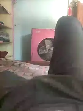 Snapshot of pappy143 chatting on 12-03-25, 07:16 pappy143 online show from 12-03-25, 07:16