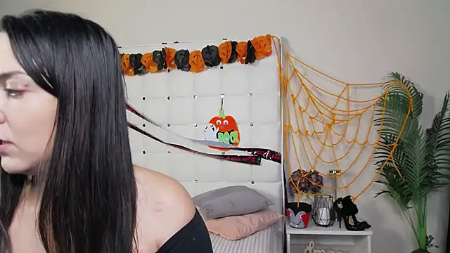 Snapshot of AlsouKass chatting on 10-25-25, 06:32 AlsouKass online show from 10-25-25, 06:32