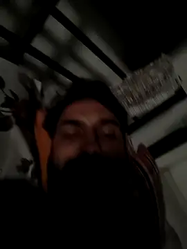 Snapshot of shail1987 chatting on 05-11-26, 01:44 shail1987 online show from 05-11-26, 01:44