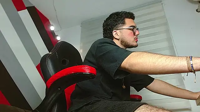 Zac Golden online show from 02-04-26, 05:41