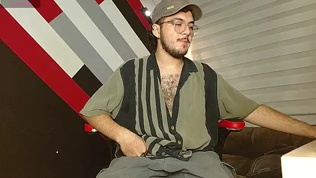 Snapshot of Zac_Golden chatting on 07-18-26, 11:47 Zac Golden online show from 07-18-26, 11:47