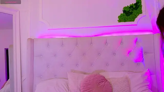 ElisaCharm online show from 07-08-26, 04:06