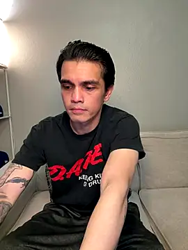 Snapshot of Orlando702@xh chatting on 11-06-25, 05:52 Orlando702xh online show from 11-06-25, 05:52