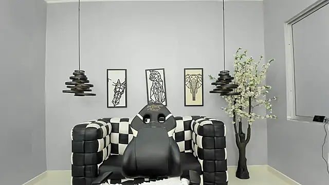 Bianca Millf online show from 04-18-26, 03:43