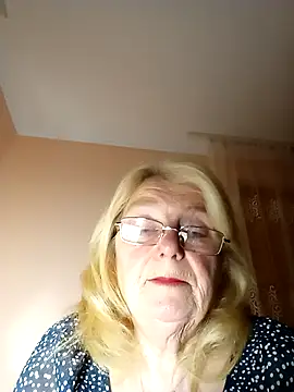 Snapshot of AmyLove353 chatting on 11-24-25, 09:58 AmyLove353 online show from 11-24-25, 09:58