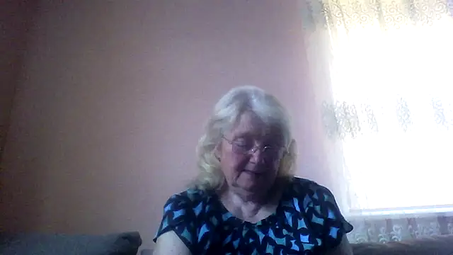 Snapshot of AmyLove353 chatting on 05-22-26, 04:08 AmyLove353 online show from 05-22-26, 04:08
