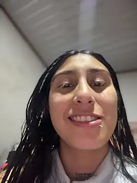 Violeet-Smith online show from 04-03-26, 10:52