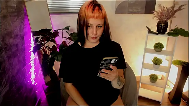 camilaa lux online show from 03-10-26, 02:11