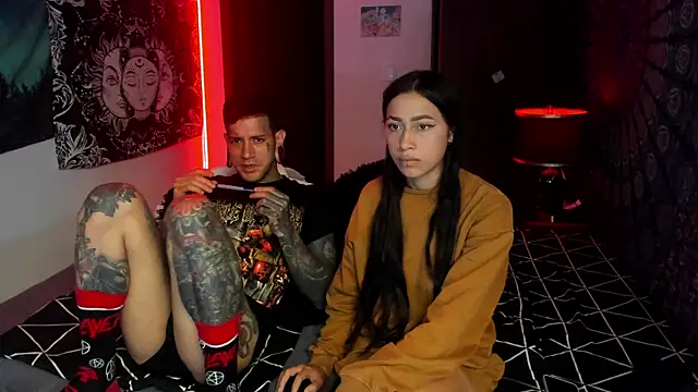 Snapshot of cleoo_jhonny chatting on 11-12-25, 08:15 cleoo jhonny online show from 11-12-25, 08:15