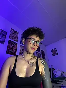 Abby Evanns1 online show from 12-17-25, 03:07