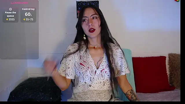 Snapshot of _IR1S_ chatting on 06-06-26, 10:25 IR1S online show from 06-06-26, 10:25