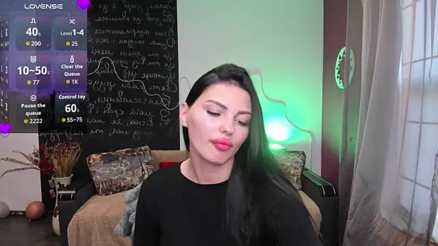 Snapshot of KittyShenson chatting on 05-15-26, 11:39 KittyShenson online show from 05-15-26, 11:39