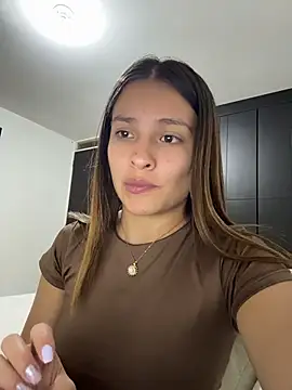 Snapshot of Talia_Bonet chatting on 05-06-26, 01:47 Talia Bonet online show from 05-06-26, 01:47