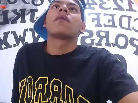 Snapshot of Yordi_Alpha chatting on 10-26-25, 12:44 Yordi Alpha online show from 10-26-25, 12:44