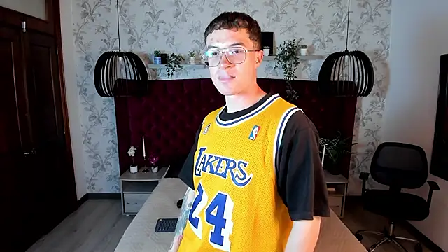 Lil James online show from 03-21-26, 07:50