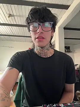 Snapshot of sflps chatting on 02-06-26, 04:54 sflps online show from 02-06-26, 04:54