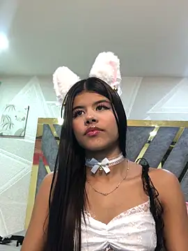 Snapshot of Sidney_Brownn chatting on 11-25-25, 02:11 Sidney Brownn online show from 11-25-25, 02:11