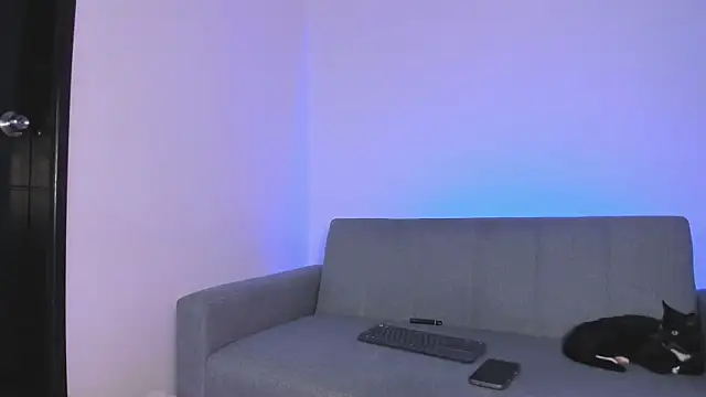 miah storm online show from 01-12-26, 02:17