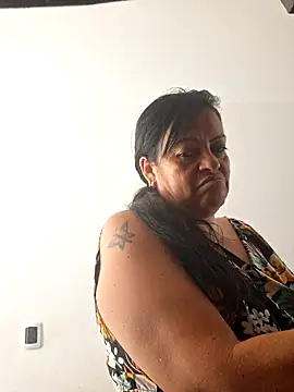 Snapshot of viviana-sexi chatting on 02-06-26, 04:32 viviana-sexi online show from 02-06-26, 04:32