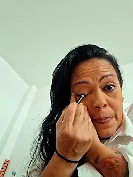 Snapshot of viviana-sexi chatting on 02-09-26, 08:57 viviana-sexi online show from 02-09-26, 08:57