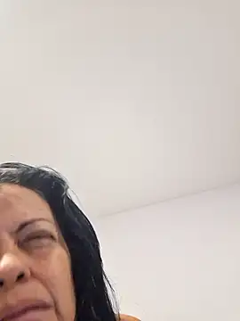 Snapshot of viviana-sexi chatting on 02-16-26, 01:46 viviana-sexi online show from 02-16-26, 01:46