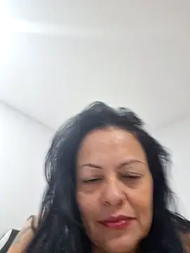 Snapshot of viviana-sexi chatting on 02-17-26, 03:03 viviana-sexi online show from 02-17-26, 03:03