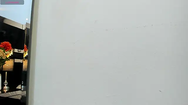 Snapshot of mirandaduboiss chatting on 05-29-26, 04:49 mirandaduboiss online show from 05-29-26, 04:49