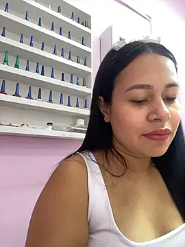 Snapshot of PaulaCruz01 chatting on 11-05-25, 07:03 PaulaCruz01 online show from 11-05-25, 07:03