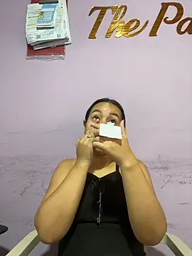 Snapshot of PaulaCruz01 chatting on 11-09-25, 07:34 PaulaCruz01 online show from 11-09-25, 07:34