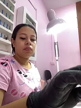 Snapshot of PaulaCruz01 chatting on 12-03-25, 06:06 PaulaCruz01 online show from 12-03-25, 06:06