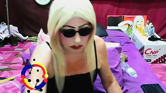 Snapshot of horni4luv chatting on 06-07-26, 08:23 horni4luv online show from 06-07-26, 08:23