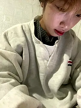 Snapshot of 2k7-sex chatting on 01-08-26, 12:29 2k7-sex online show from 01-08-26, 12:29