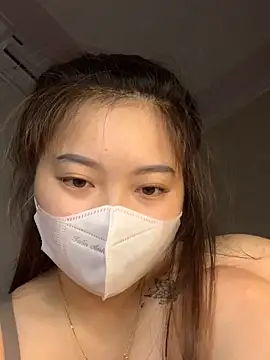 helo-kitty online show from 04-24-26, 03:58