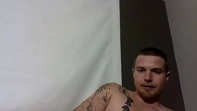 Snapshot of DadDDick925 chatting on 02-24-26, 10:24 DadDDick925 online show from 02-24-26, 10:24