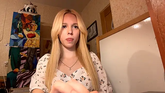 Snapshot of LiltedLube chatting on 10-22-25, 02:06 LiltedLube online show from 10-22-25, 02:06