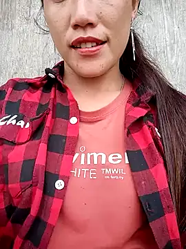 Snapshot of Phantamay chatting on 11-10-25, 06:12 Phantamay online show from 11-10-25, 06:12