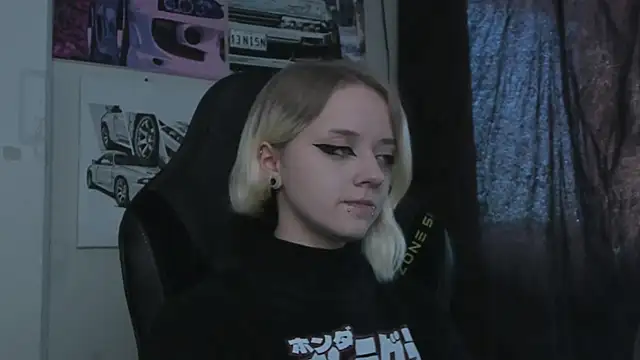 Holy Mistress S online show from 04-07-26, 08:26