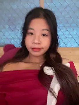 Snapshot of ninixinh chatting on 10-22-25, 05:08 ninixinh online show from 10-22-25, 05:08