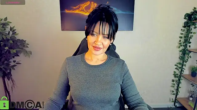 Sara Devills online show from 03-25-26, 09:59