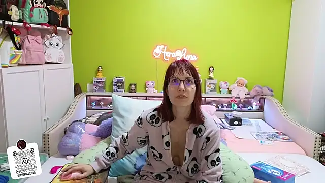  HeraLuna  online show from 04-03-26, 08:18