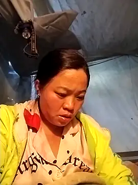 Nadia-a online show from 11-18-25, 07:13