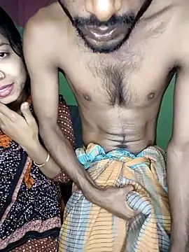 CoupleShow 432 online show from 02-22-26, 04:27