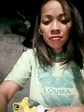 Snapshot of Karin-n chatting on 11-08-25, 12:38 Karin-n online show from 11-08-25, 12:38