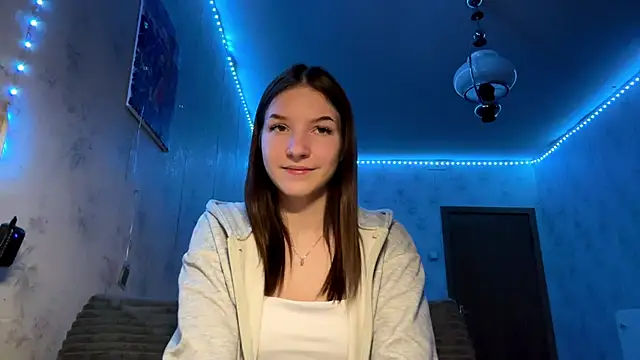 Snapshot of Beauty_miIa chatting on 10-30-25, 03:13 Beauty miIa online show from 10-30-25, 03:13