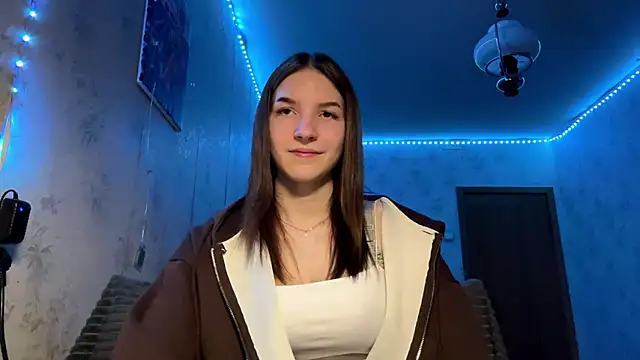 Snapshot of Beauty_miIa chatting on 11-05-25, 05:13 Beauty miIa online show from 11-05-25, 05:13